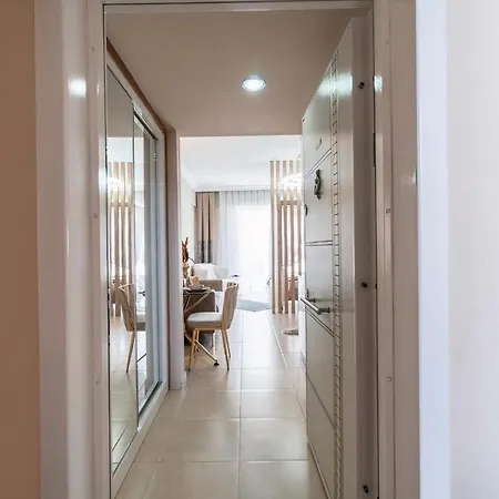 Omim Studio Homes *